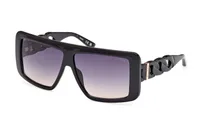 Guess GU00109 shield sunglasses in Shiny Black with gradient smoke lenses (01B), front three-quarter view showing the chain-link temple