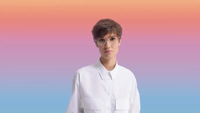 Essilor Crizal FSV Transitions Gen S Lenses, woman wearing Transitions Gen S lenses in their clear indoor state